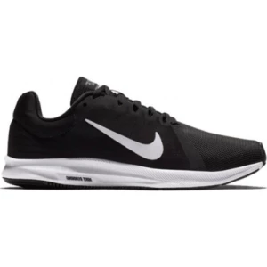 Amorti léger des chaussures Nike Downshifter 8